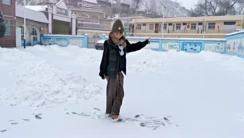 强晶广场鬼步舞教程 雪地手把手分解《九点半》